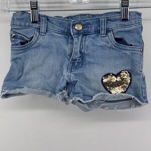 Carters Girl Denim Shorts Size 6/6X Sequin‎ Heart Frayed Hem Cute Casual